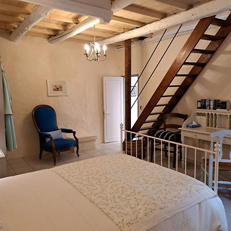 Bed and Breakfast La Maison De Gisele Saint-Victor-des-Oules Exterior foto